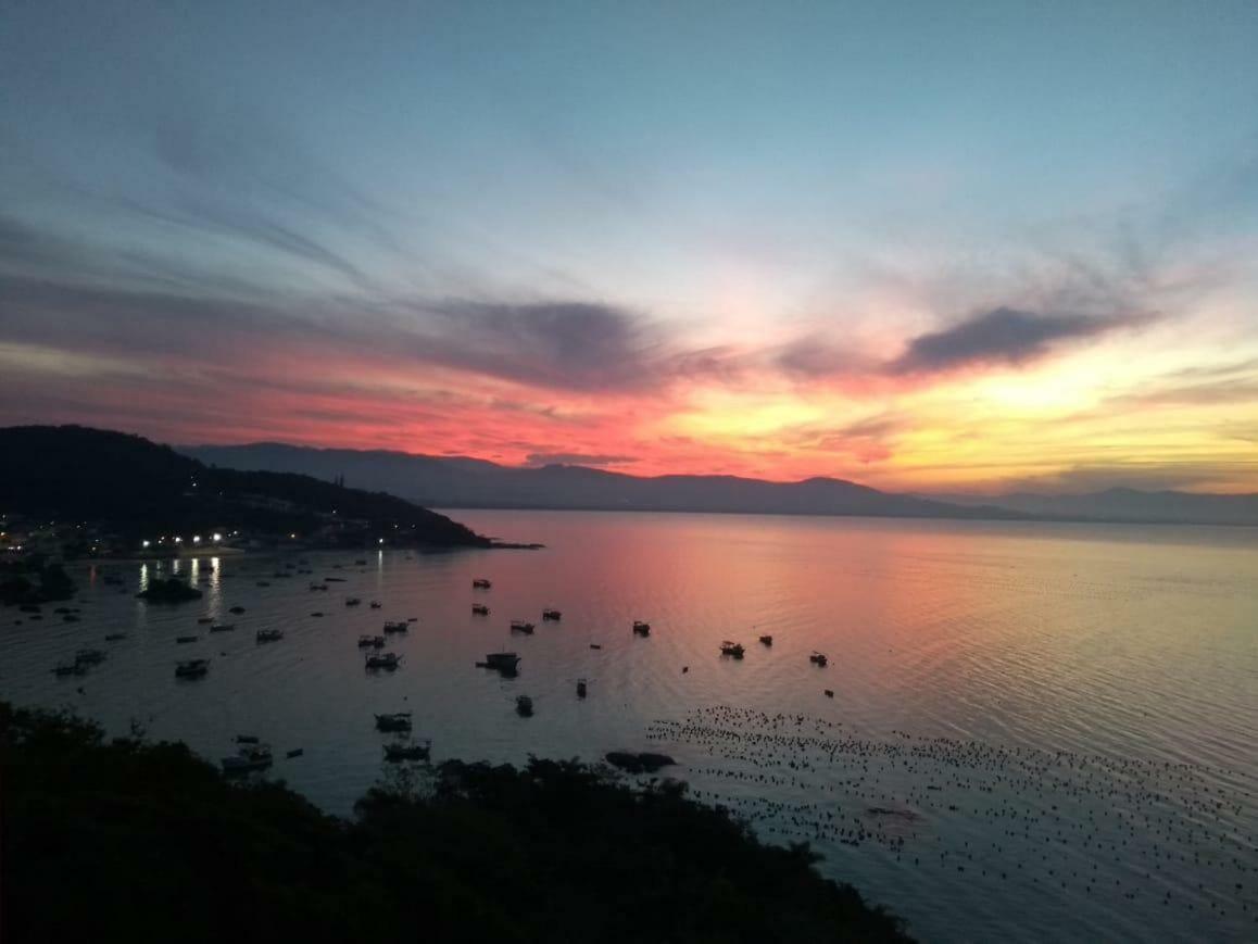 Villa Dos Ganchos Governador Celso Ramos Dış mekan fotoğraf